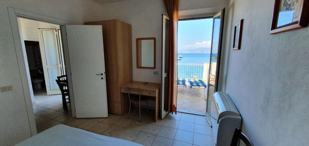 Appartamenti Villa Miramare Capoliveri  Exterior foto